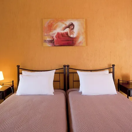 Danezis Hotel Mesariá