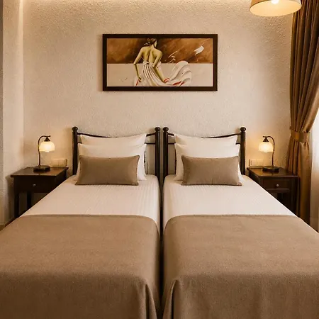 Hotel Danezis 2*