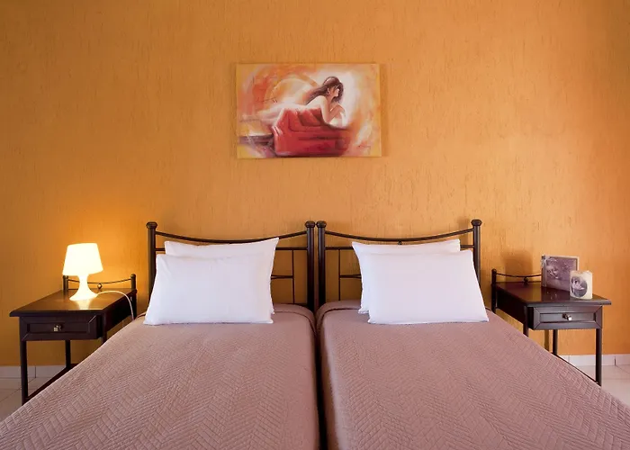 Danezis Hotel Messaria (Santorini)