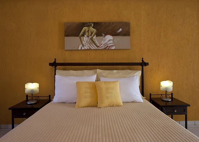 Danezis 2* Messaria (Santorini)